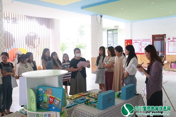 创意绘本 爱上阅读——遂宁市安居区拦江镇中心幼儿园开展教师制作绘本展评活动