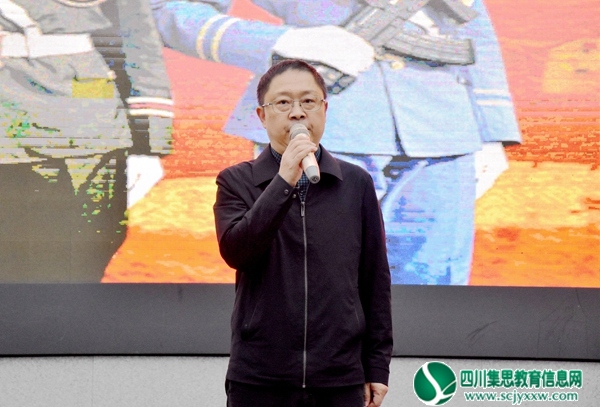 王书记宣布开训（准）.jpg