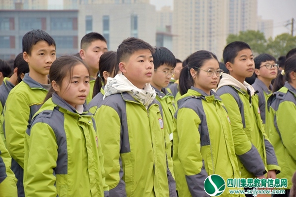 认真听讲1.jpg