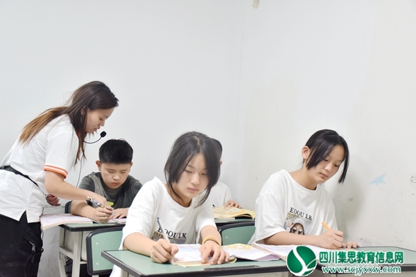 欧阳3.jpg