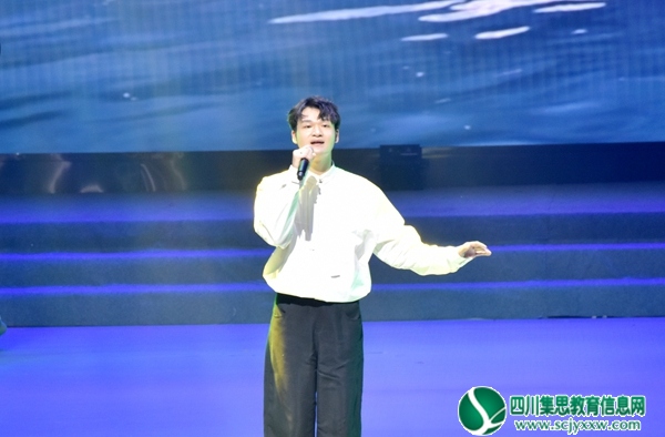 《父亲的草原母亲的河》1.jpg